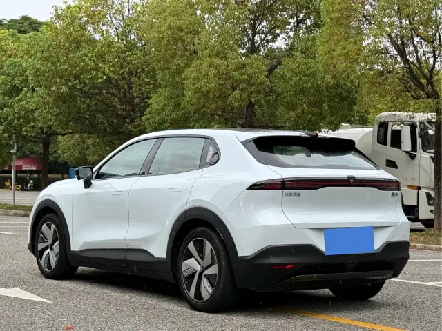 Deepal S05 — Фото автомобиля 6