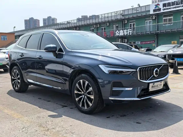 Volvo XC60 — Фото автомобиля 3