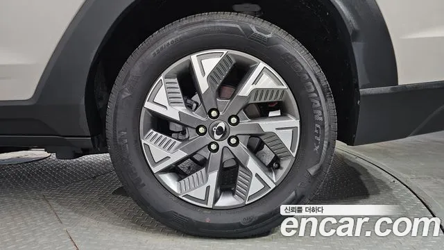 KGM Torres Torres EVX — Фото автомобиля 21