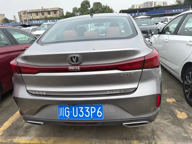 Changan Eado — Фото автомобиля 6