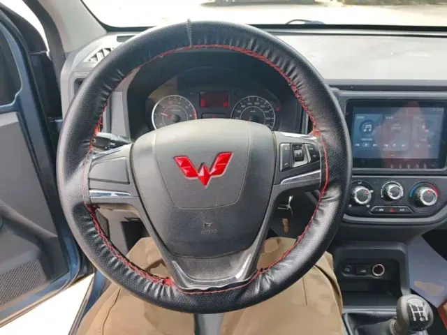 Wuling Zhengcheng — Фото автомобиля 10