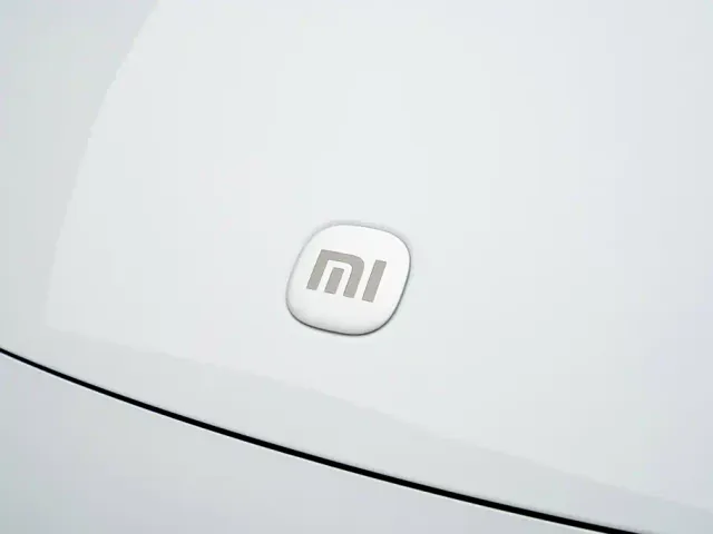 Xiaomi SU7 — Фото автомобиля 8