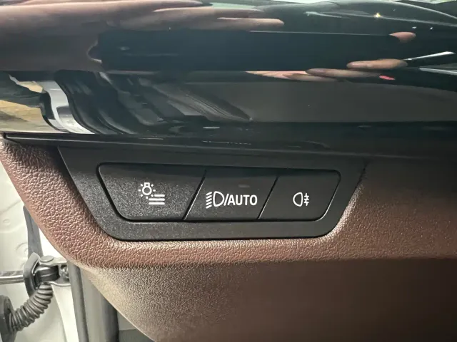 BMW X1 — Фото автомобиля 11