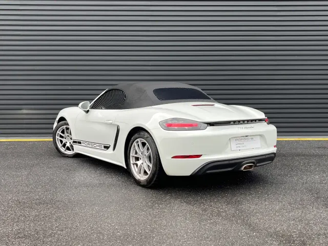 Porsche 718 — Фото автомобиля 4