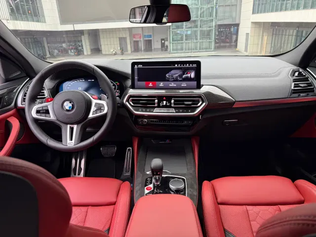 BMW X4 M — Фото автомобиля 14