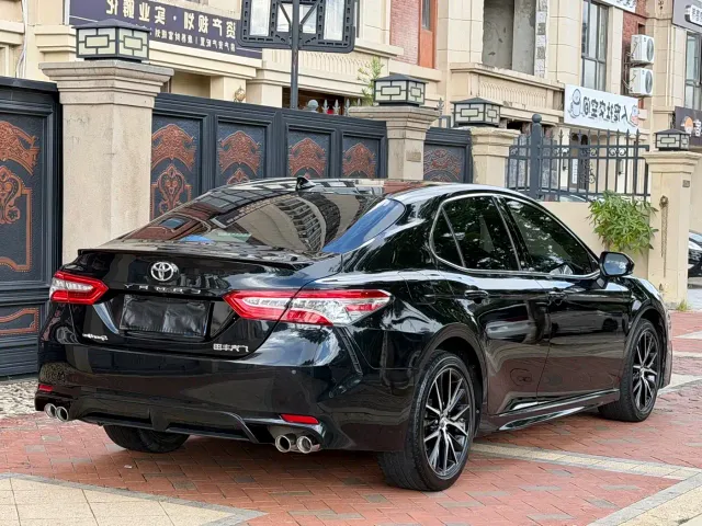 Toyota Camry — Фото автомобиля 7