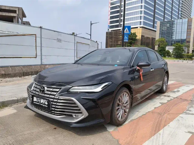 Фотография автомобиля — Toyota Avalon
