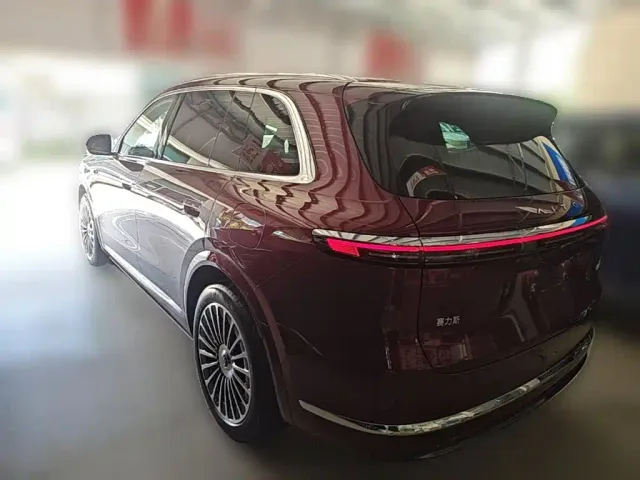 Aito M7 — Фото автомобиля 6