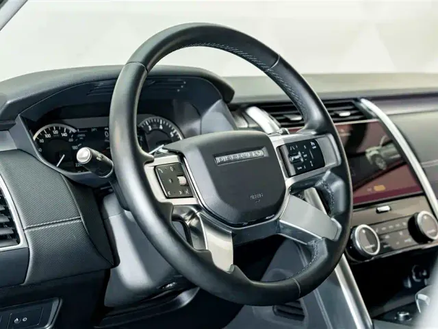 Land Rover Discovery — Фото автомобиля 11