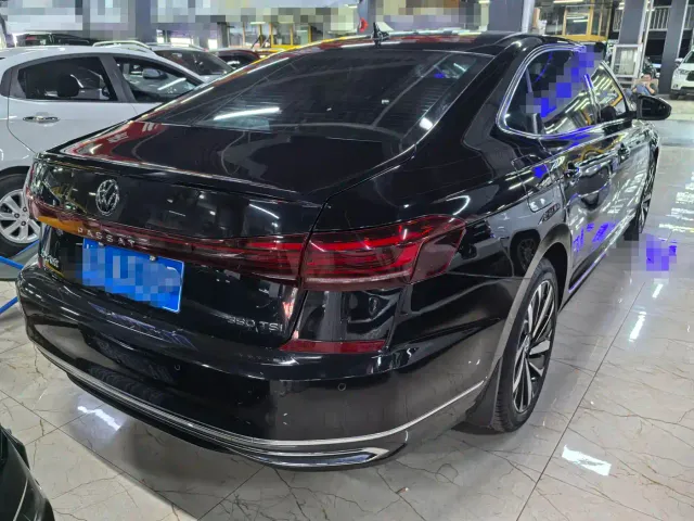 Volkswagen Passat — Фото автомобиля 6