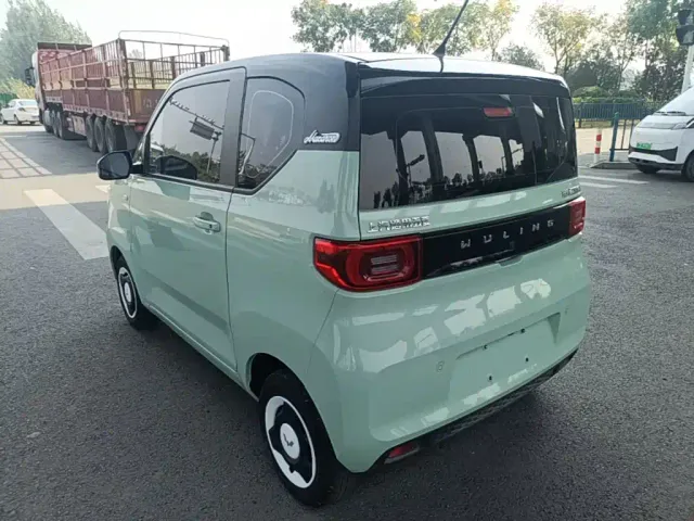 Wuling Hongguang Mini EV — Фото автомобиля 4