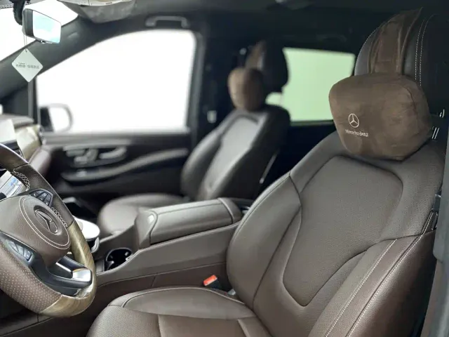 Mercedes-Benz V-Class — Фото автомобиля 19