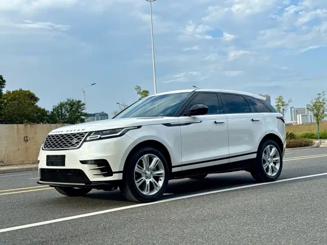 Фотография автомобиля — Land Rover Range Rover Velar