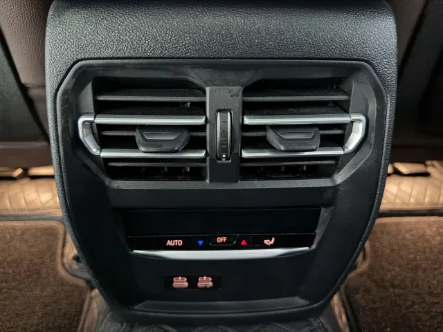 BMW 3 Series — Фото автомобиля 11