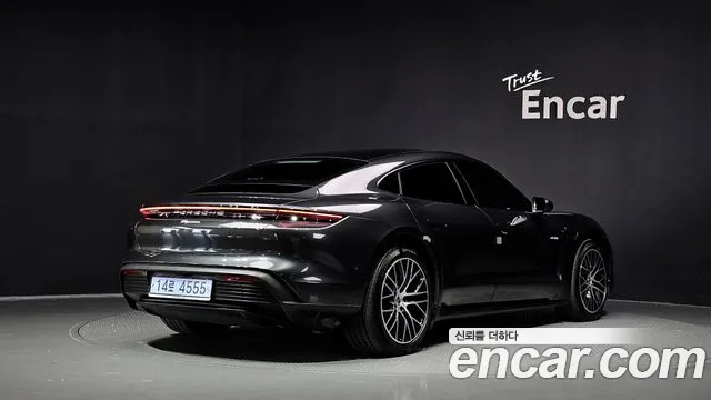 Porsche Taycan Taycan Khan — Фото автомобиля 2