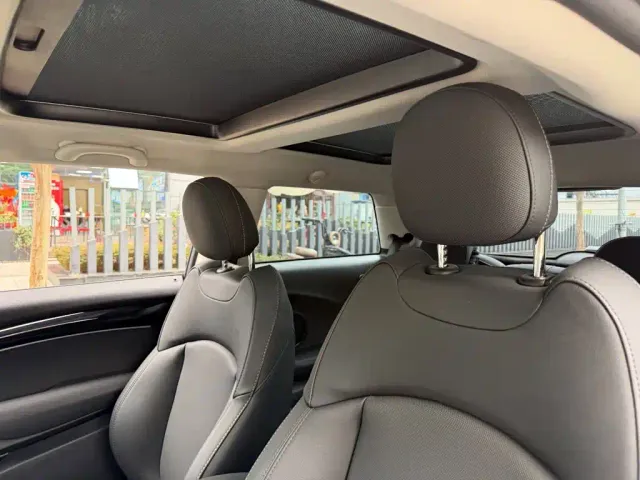MINI Hatch — Фото автомобиля 11