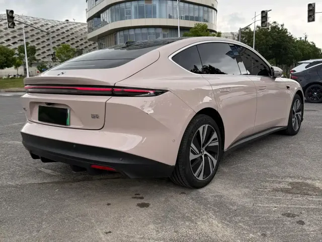 Nio ET5 — Фото автомобиля 17