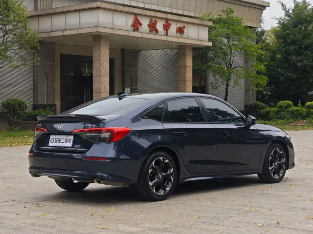 Honda Civic — Фото автомобиля 5