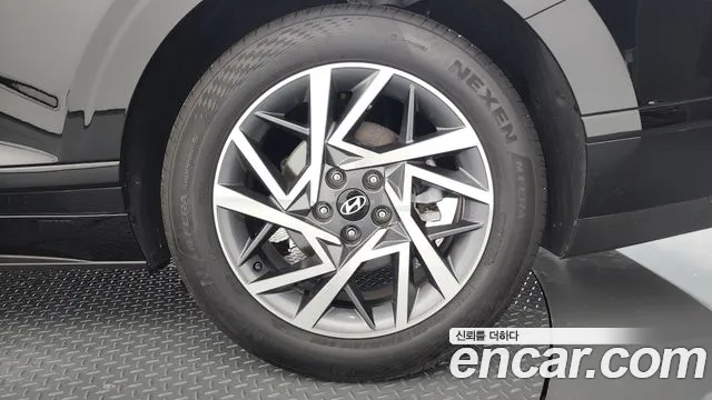 Hyundai Grandeur Grandeur (GN7) 2.5 Бензин 2WD — Фото автомобиля 21