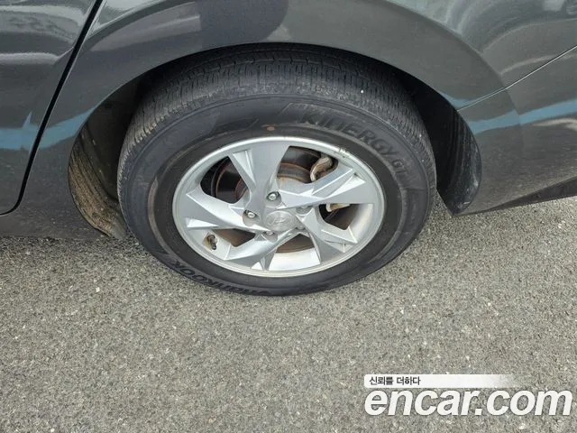 Hyundai Avante CN7 — Фото автомобиля 16