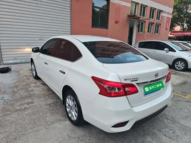 Nissan Sylphy — Фото автомобиля 4