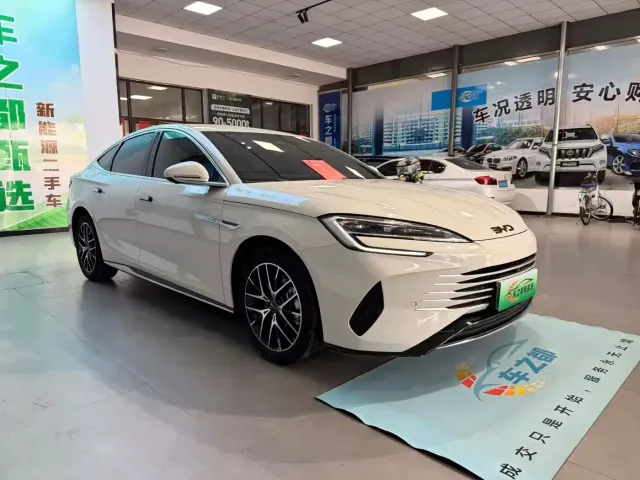 BYD Seal 07 DM-i — Фото автомобиля 3