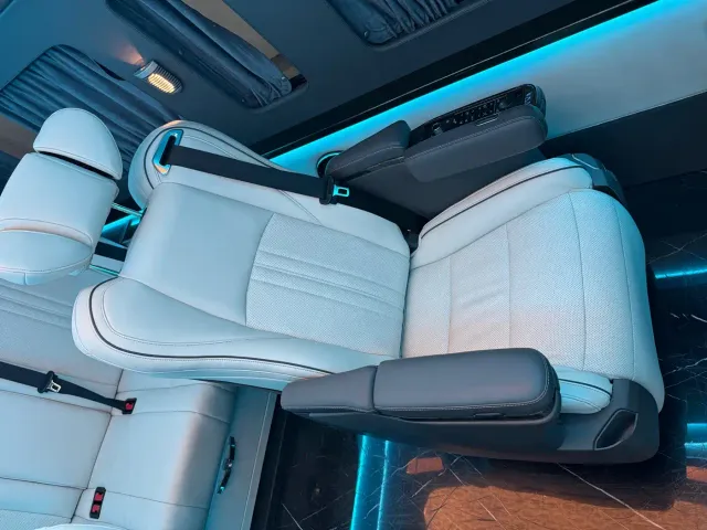 Toyota HIACE — Фото автомобиля 13