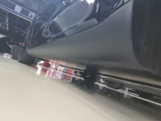Tesla Model Y — Фото автомобиля 21
