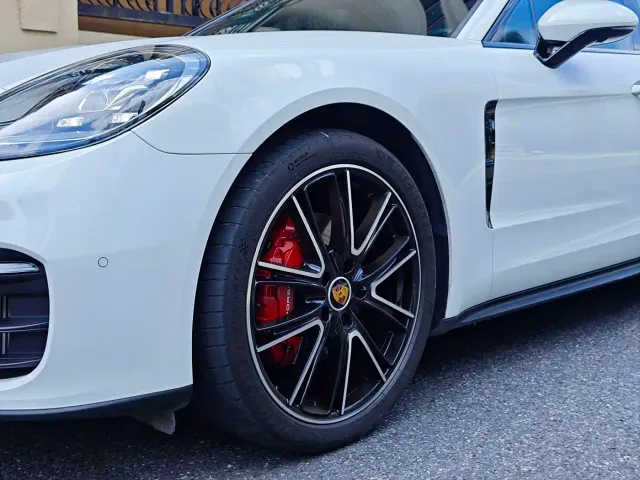 Porsche Panamera — Фото автомобиля 4