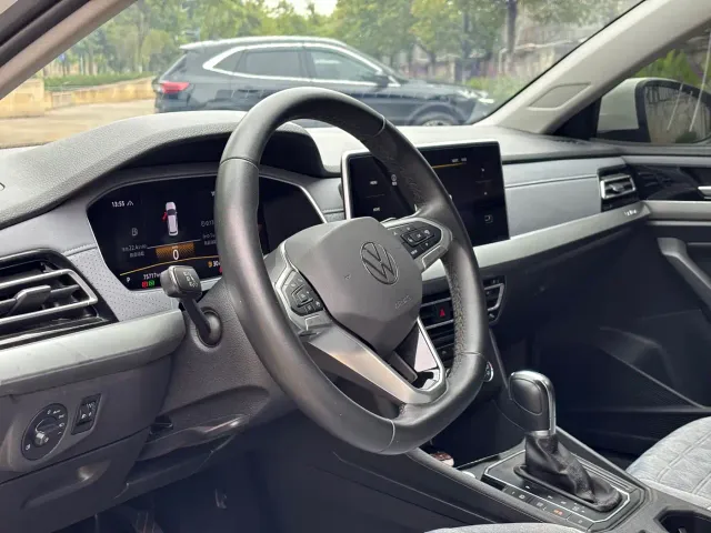 Volkswagen Lavida — Фото автомобиля 20