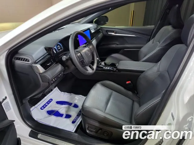 Toyota Camry XV80 — Фото автомобиля 10