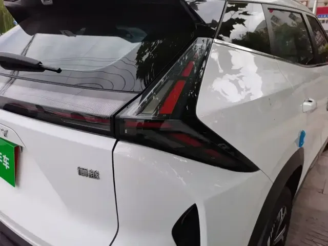Geely Boyue 2023 Boyue COOL 1.5TD Smart Connection Edition — Фото автомобиля 7