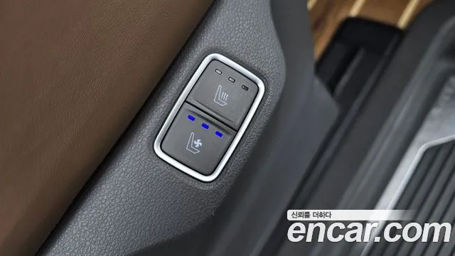 Hyundai Staria Staria 4WD Lounge 9 мест — Фото автомобиля 19