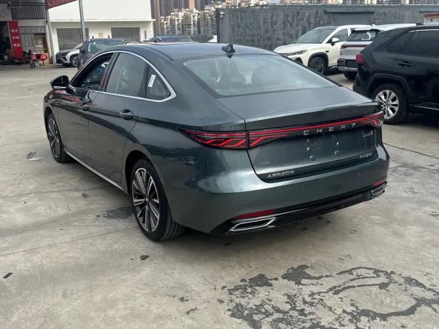 Chery Arrizo 8 PRO 2025 Pro 1.6T Luxury — Фото автомобиля 16