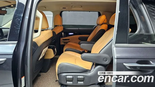 Kia Canival Carnival 4 поколение Дизель 7 мест Signature — Фото автомобиля 13