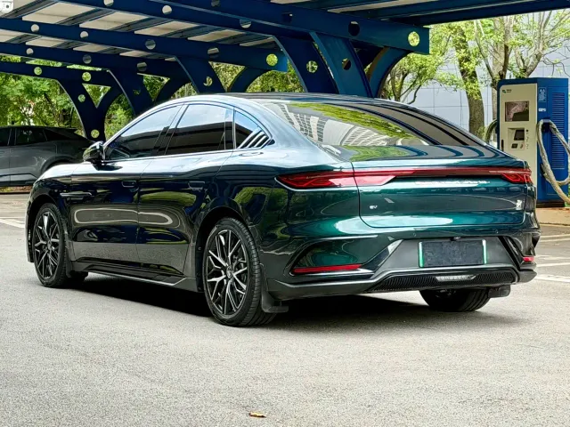 BYD Han — Фото автомобиля 15