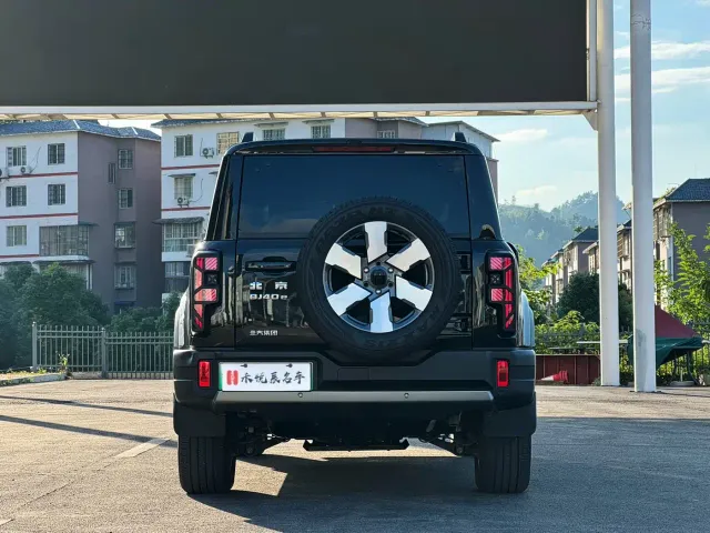 BAIC BJ40 — Фото автомобиля 13