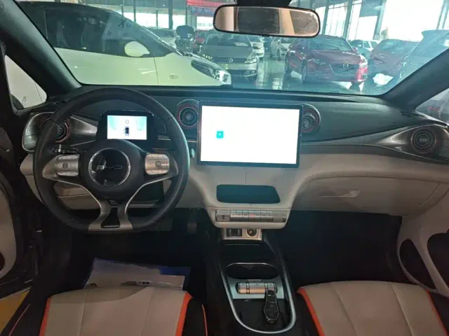BYD Dolphin 2021 Model 405km Fashion Edition — Фото автомобиля 9