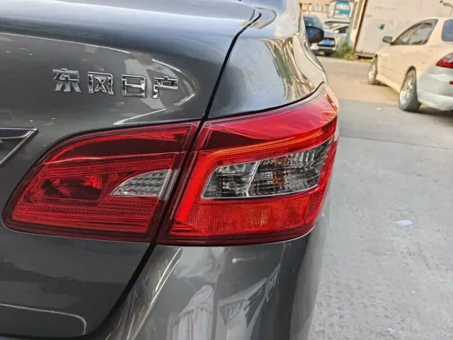 Nissan Sylphy — Фото автомобиля 7