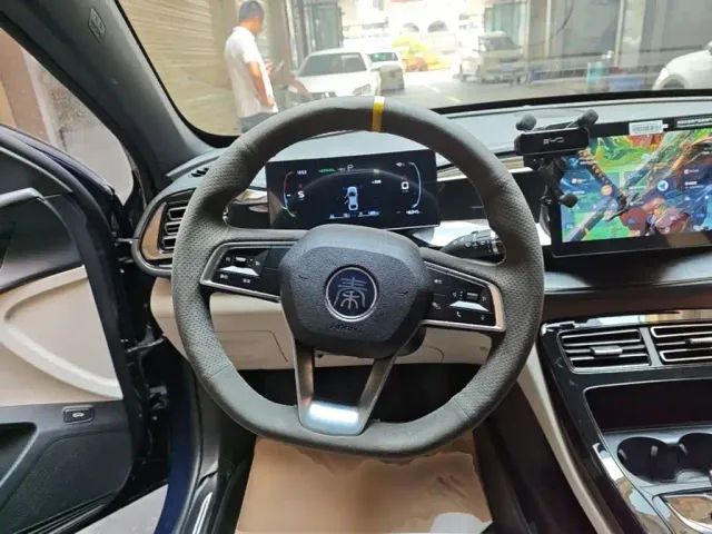 BYD Qin PLUS — Фото автомобиля 10
