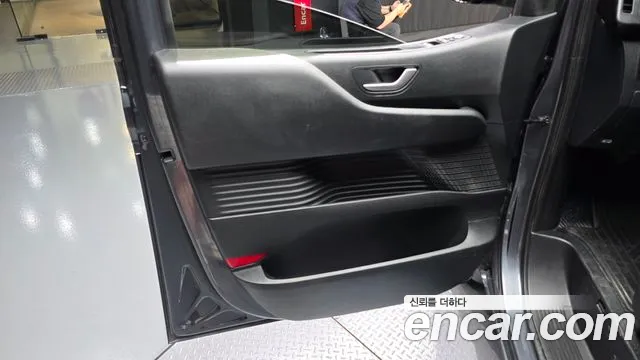 Hyundai Staria Staria Карго 5 мест — Фото автомобиля 25