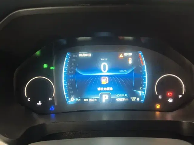 Chery Tiggo 8 — Фото автомобиля 11