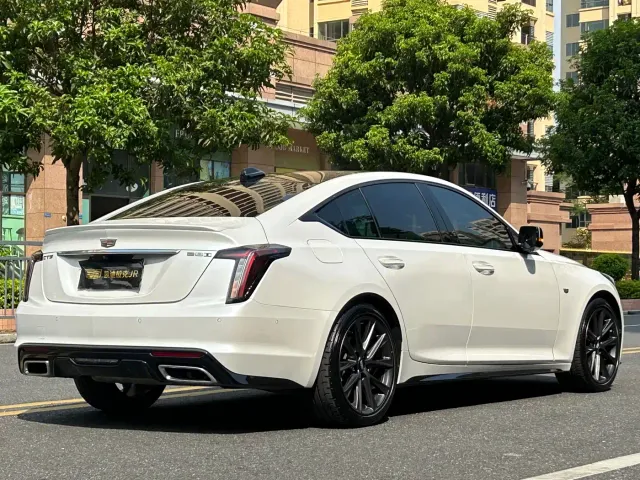 Cadillac CT5 — Фото автомобиля 6