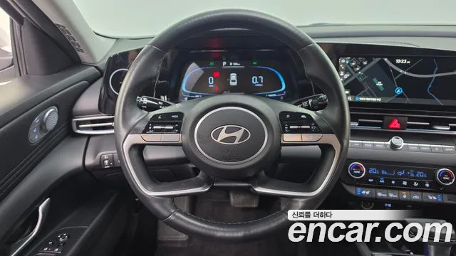 Hyundai Avante CN7 — Фото автомобиля 14