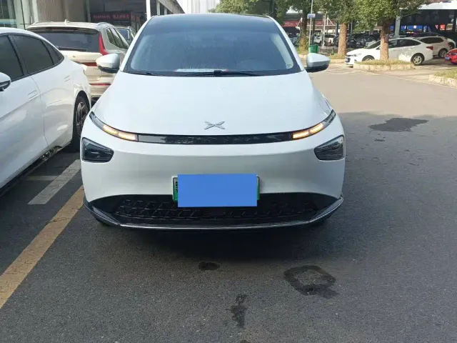 Xpeng G3 — Фото автомобиля 2