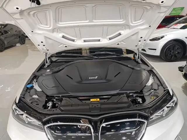 BMW i3 — Фото автомобиля 19