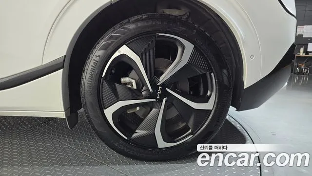 Kia EV6 — Фото автомобиля 6