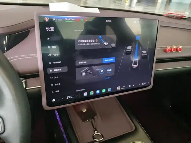 Xiaomi SU7 — Фото автомобиля 18