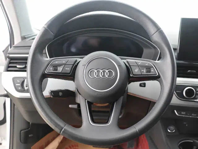 Audi A4L — Фото автомобиля 10
