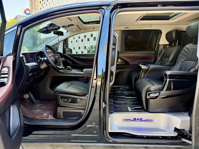 GAC Trumpchi M8 — Фото автомобиля 7